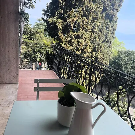 Casa Tonoli * Тосколано-Мадерно